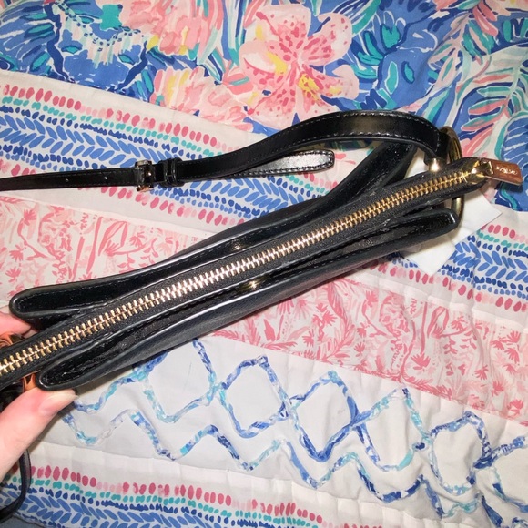 Michael Kors Nicole Triple Compartment pebble Leather Cross Body Handbag - Picture 12 of 15